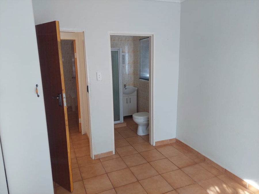 To Let 2 Bedroom Property for Rent in Meiringspark North West